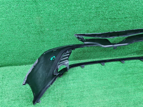 Бампер передний Toyota Camry xv70 (2017-2021)