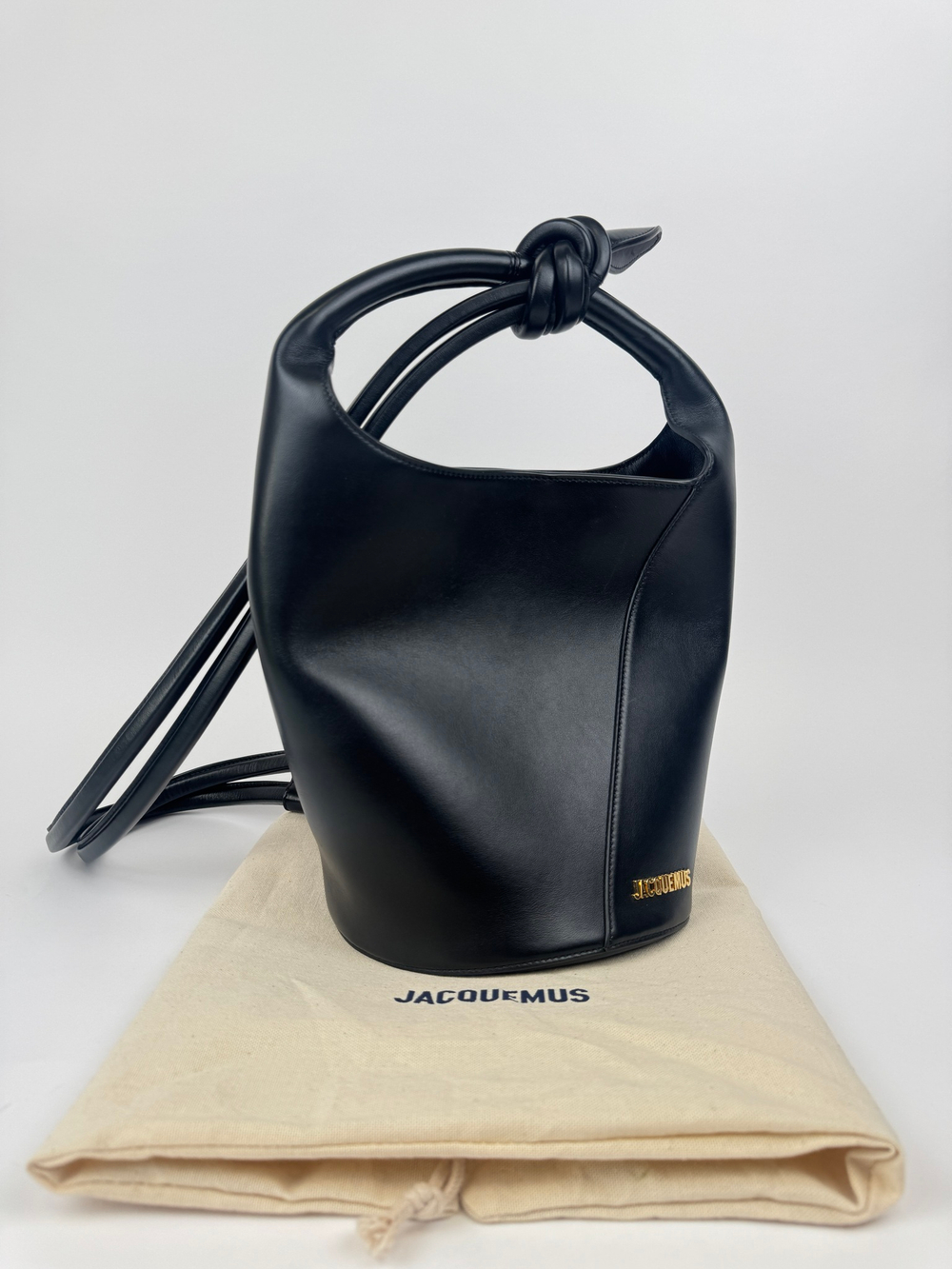Сумка Jacquemus Le Petit Tourni