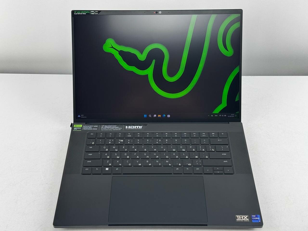 Игровой Ноутбук 16.0" ноутбук Razer Blade 16 2023 Black RZ09-0483UEJ4-R3U1 WQUXGA [3840х2400] i9 13950HX 32gb DDR5 2Tb SSD NVMe PCle NV GeForce RTX 4090 Win11 Home