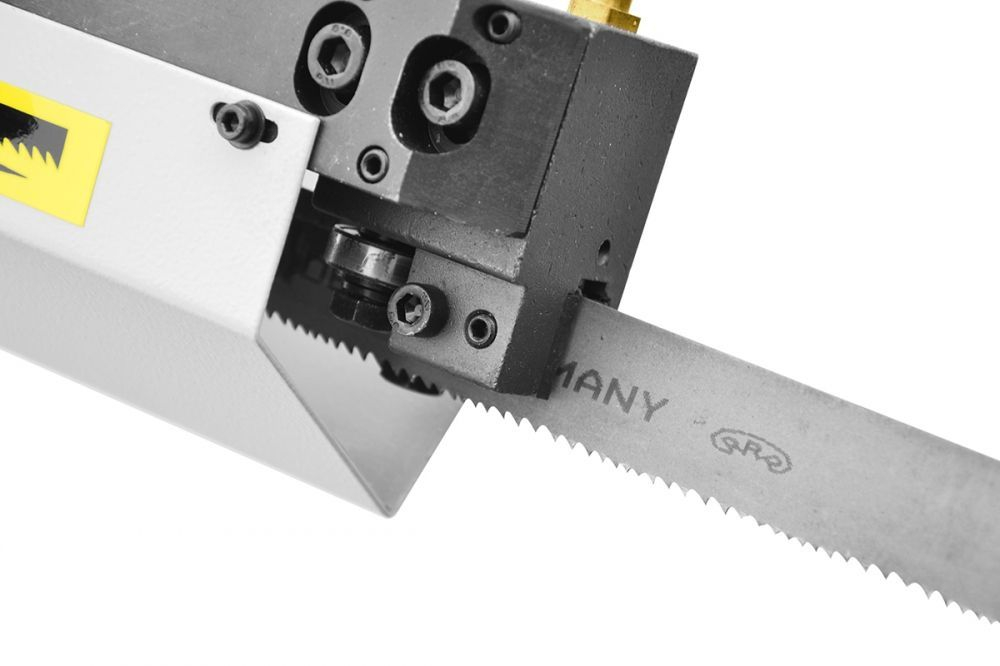 Ленточнопильный отрезной станок Cormak HBS 275