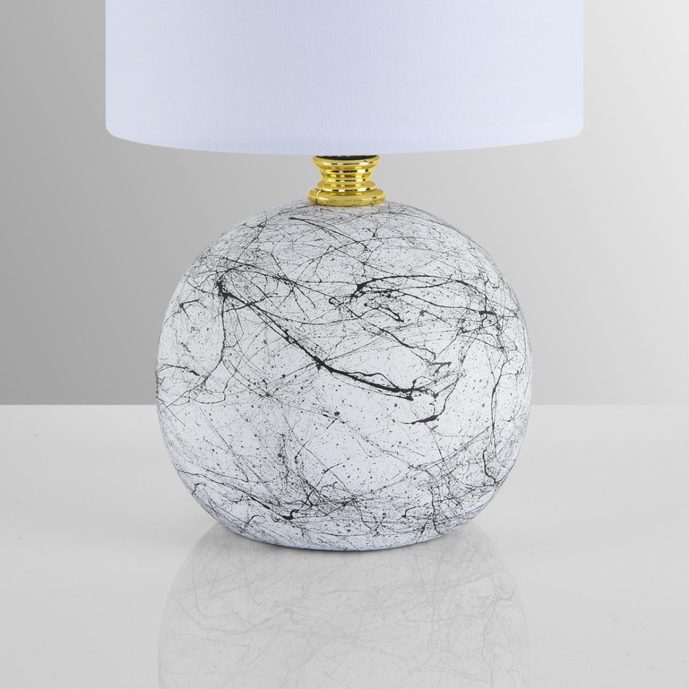 8166/1T COUNTY LN25 000 белый, керамика/текстиль Настольная лампа E14 1*40W 220V VILANA