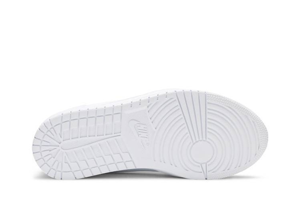 Кроссовки Jordan Air Jordan 1 Ret Low Slip (Женская размерная сетка)