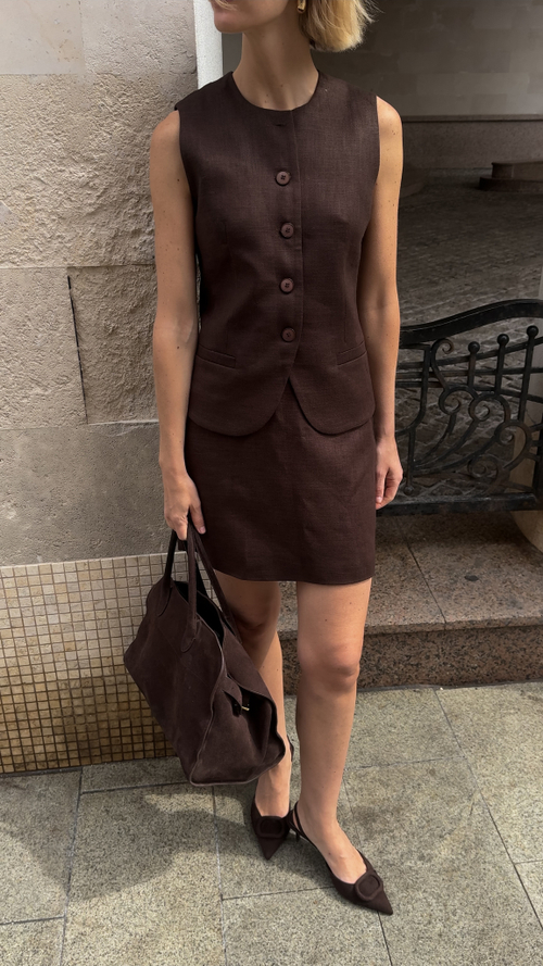 Жилет изо льна удлиненный шоколадный