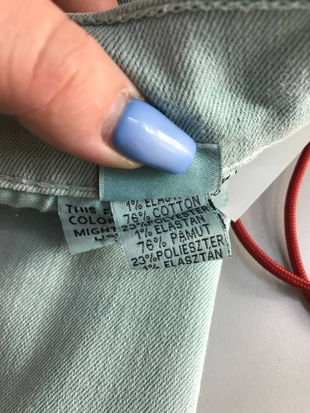 Джинсы стильного оттенка, маркировка 26-32, визуально 44 размер