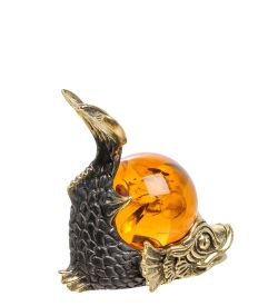 Народные промыслы AM-1389 Фигурка «Карп с шаром» (латунь, янтарь)