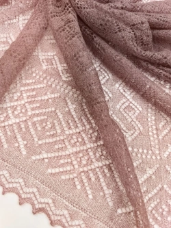 Оренбургский пуховый платок-паутинка А120-06 магнолия