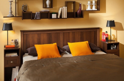 Кровать c ортопедическим основанием (металл) Sherlock 41 180х200, орех