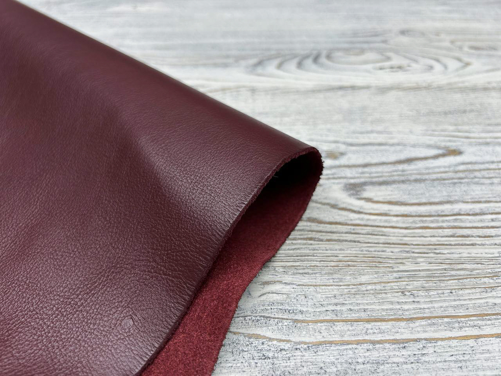 Vacchetta Extrella Burgundy (1,4-1,6 мм), цв. Бордовый, натуральная кожа