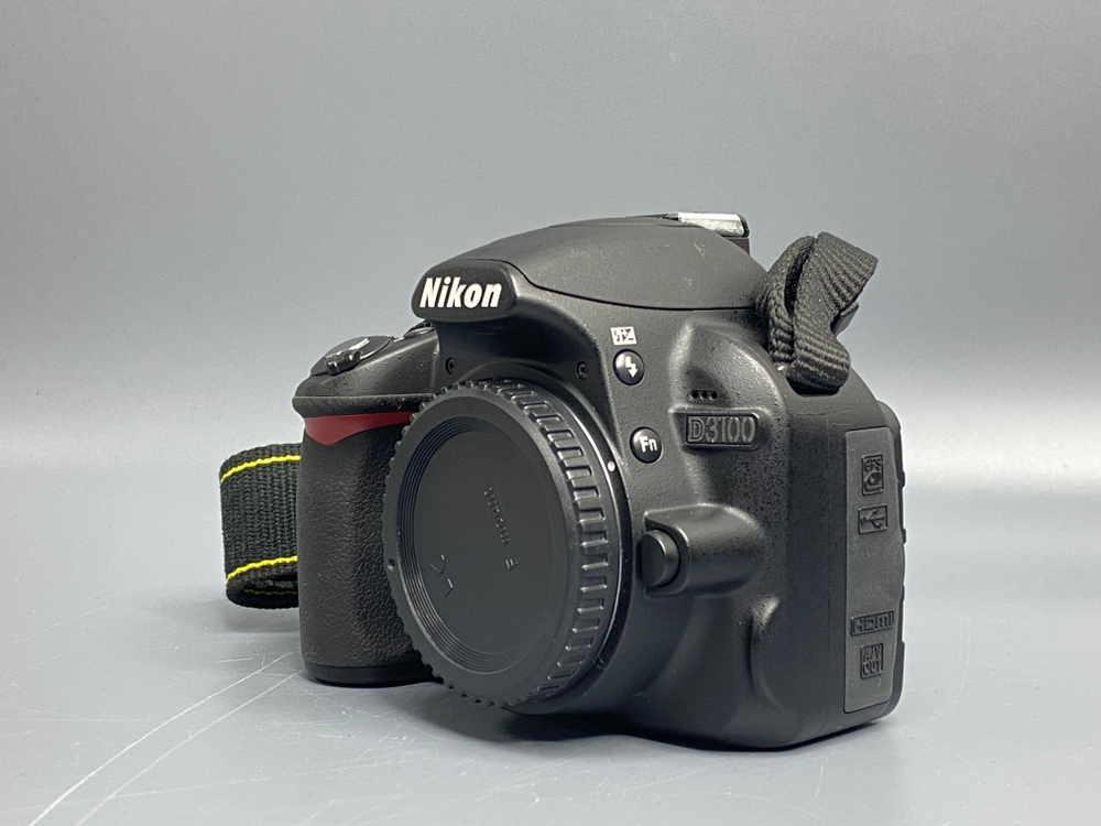 Nikon D3100 3.500 кадров
