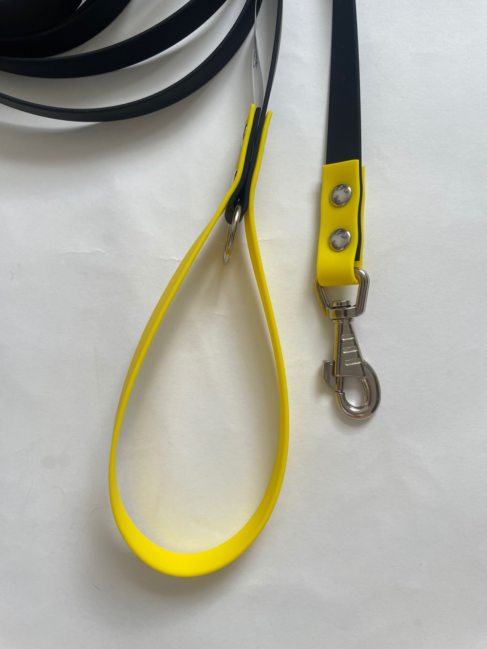 Биотан поводок водонепроницаемый 15 мм 3 м черный и желтый