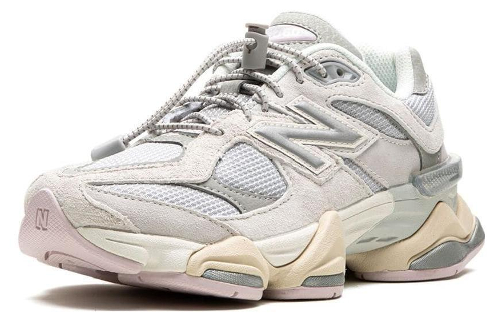 New balance lilac top