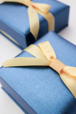 Подарочный футляр «Крем-брюле» для ювелирного комплекта