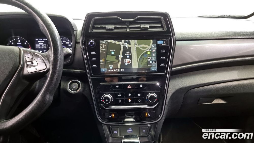 KG Mobility (Ssangyong) Very New Tivoli Дизель 1.6 2WD (08.2019)