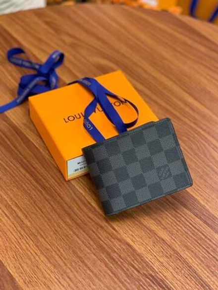 Бумажник Louis Vuitton