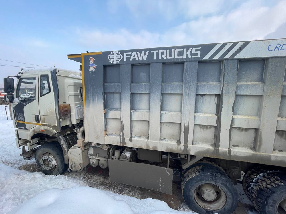 FAW J6 6x4 Самосвал CA3250P66K24T1E5 (Дизельный, 11,1 л, 390 л.с., МТ)