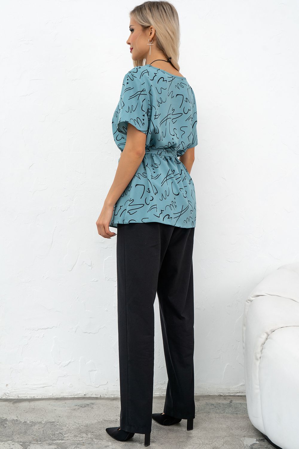 Костюм брючный (полынь/черный) К11-79/5 Nikol