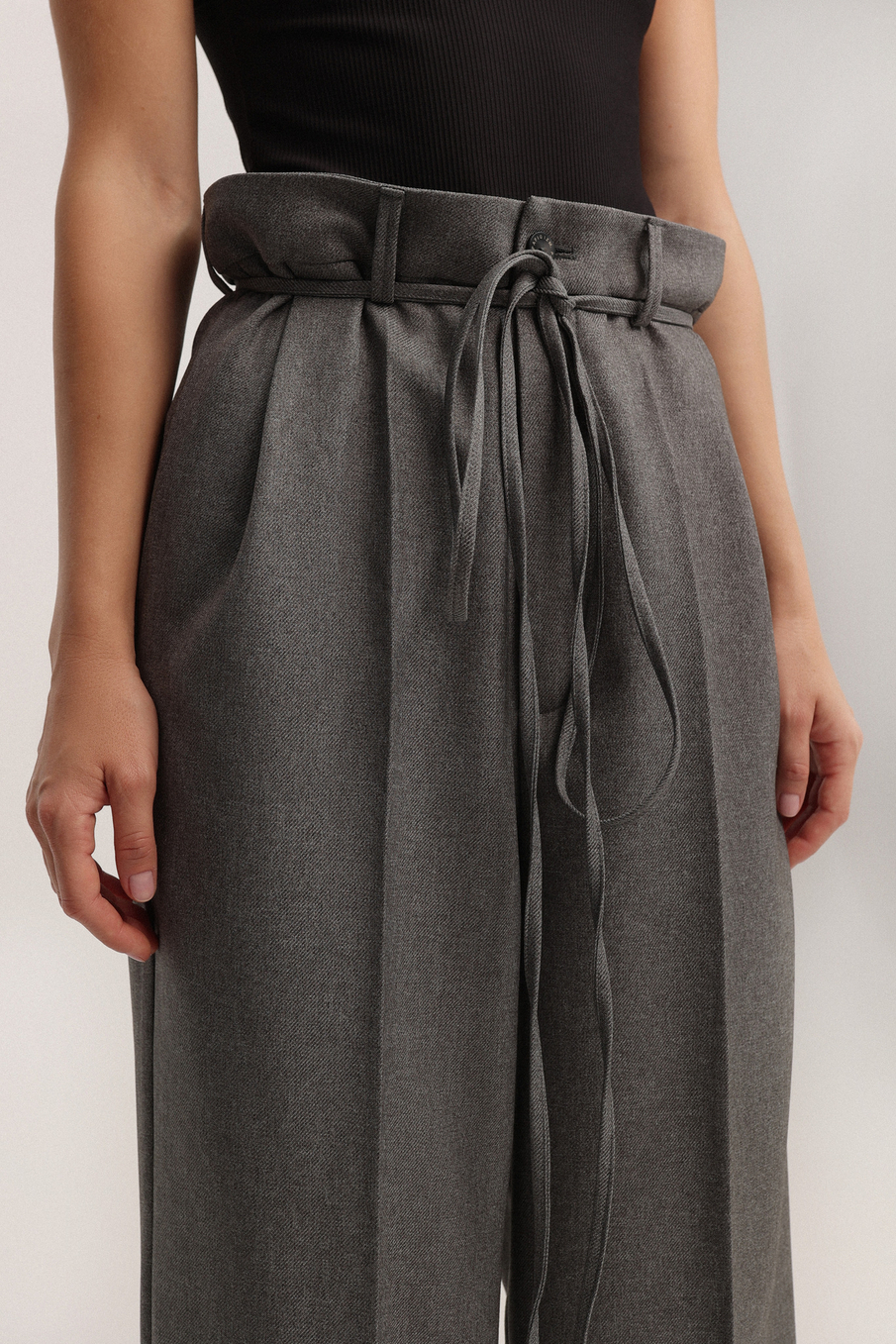 Брюки костюмные со стрелками