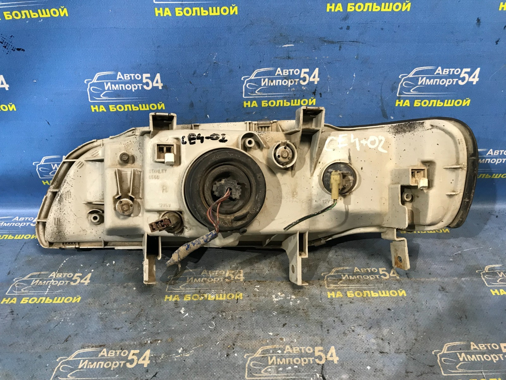 Фара передняя правая Honda RAFAGA 1995