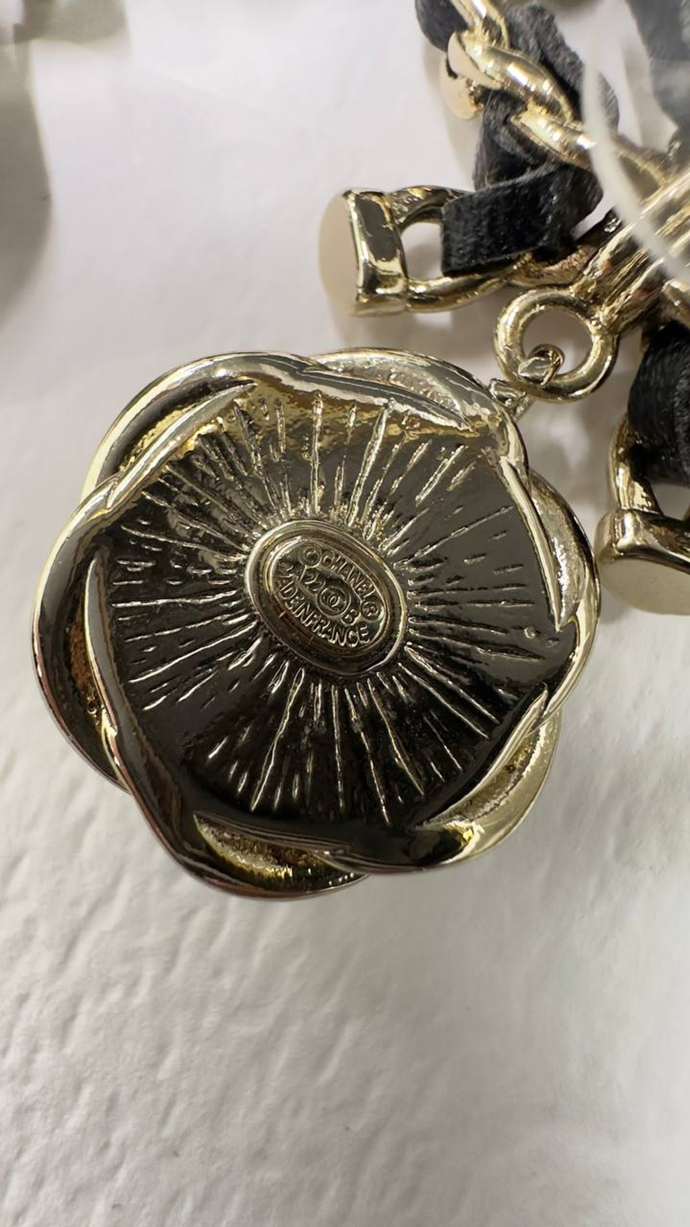Серьги CHANEL