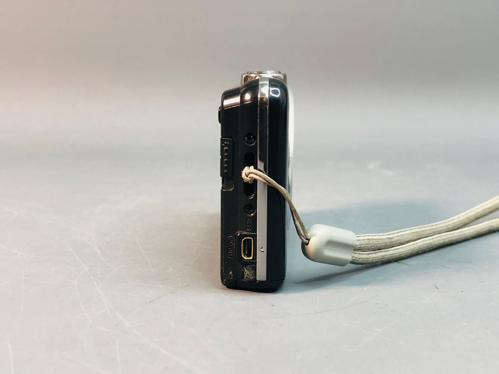 Sony Cyber-shot DSC-W710