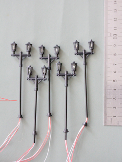 Фонари уличные миниатюрные для макетов "С двумя плафонами" (85 мм; 5 штук) / модель фонаря для парков и железных дорог