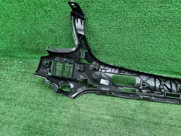 Кронштейн бампера Mercedes GLC X253 (2015-2019)