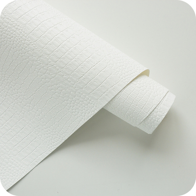 Кожзам переплетный с тиснением "Крокодил", белый