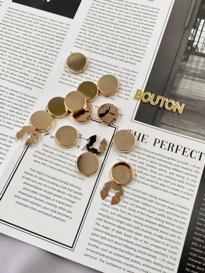 Накладка на пуговицу золотистая "Плоская"