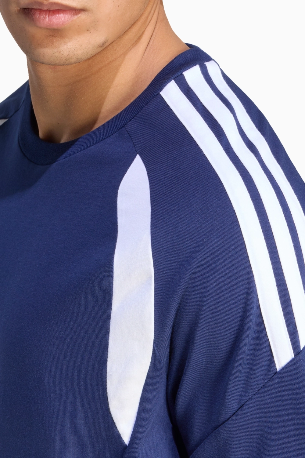 Футболка adidas Tiro 26 Tee - темно-синий