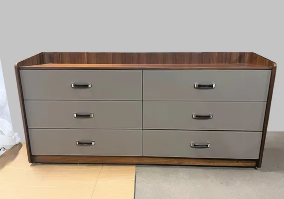 Комод 4219, 180х89 см, шпон эвкалипта, серая экокожа