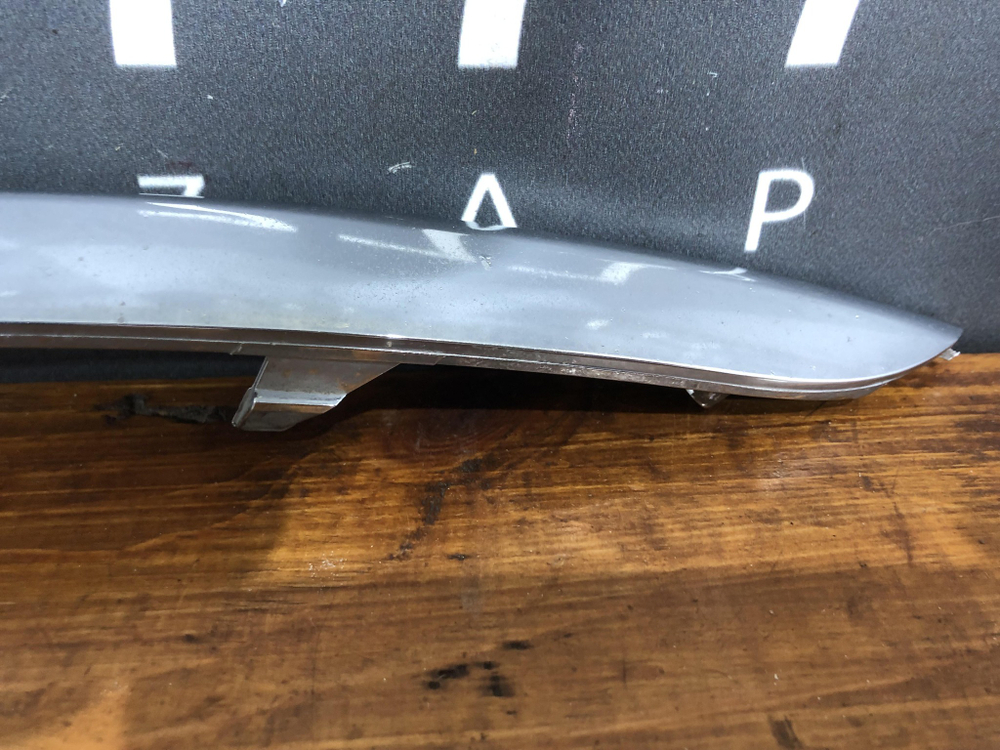 Молдинг переднего бампера левый Kia Sportage 3 (SL) 10-16 Б/У Оригинал 865813u000