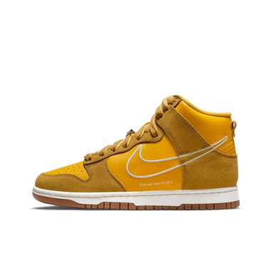 Женские кроссовки Nike Dunk High SE 'First Use Pack - University Gold' DH6758-700