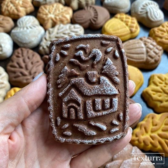 Пряничная доска Марка с домиком