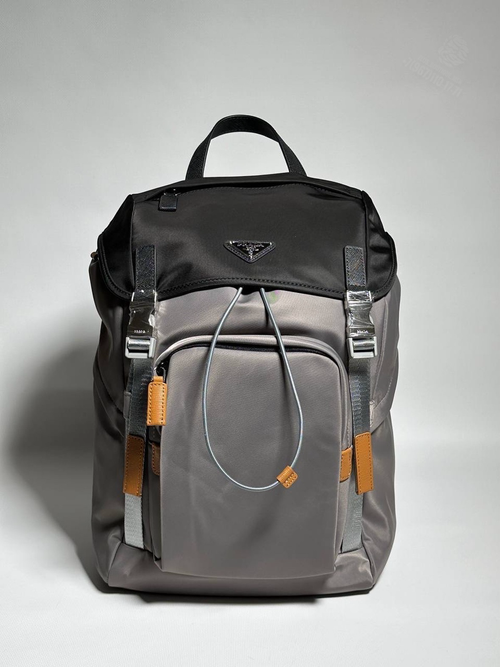 Рюкзак Prada