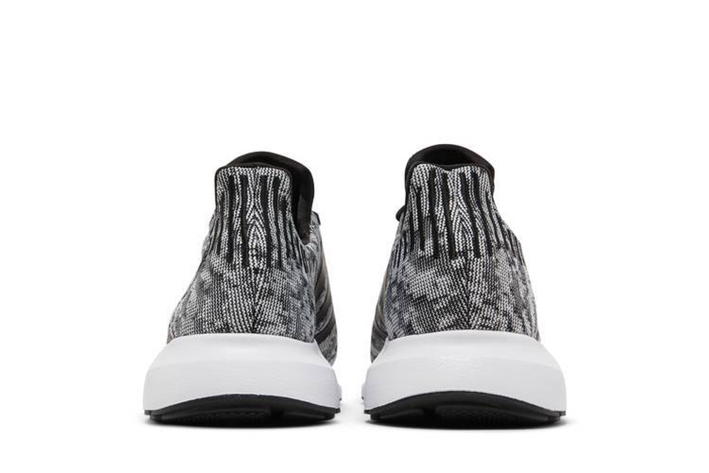 Кроссовки Adidas Originals Swift Run Shoes