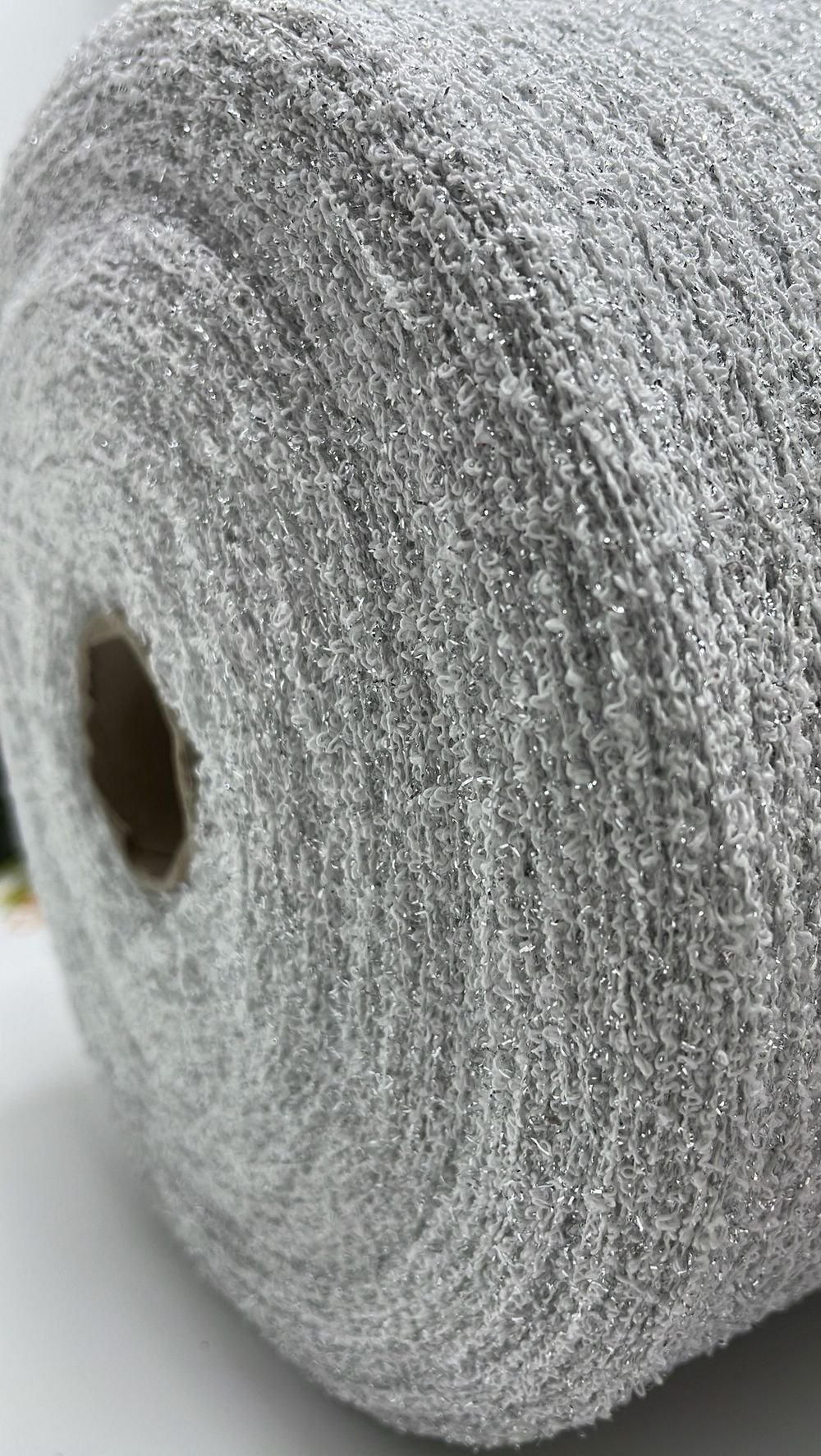 Пряжа хлопок с люрексом на бобине COFIL 31% хлопок 27% вискоза 31% полиамид 8% люрекс (200 гр на конусе)