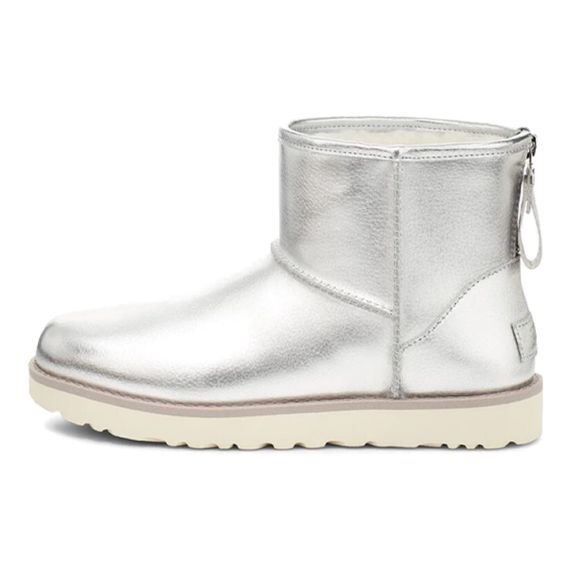 UGG Classic Mini