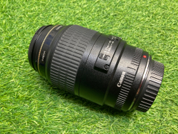 Canon EF 100mm 2.8 Macro USM