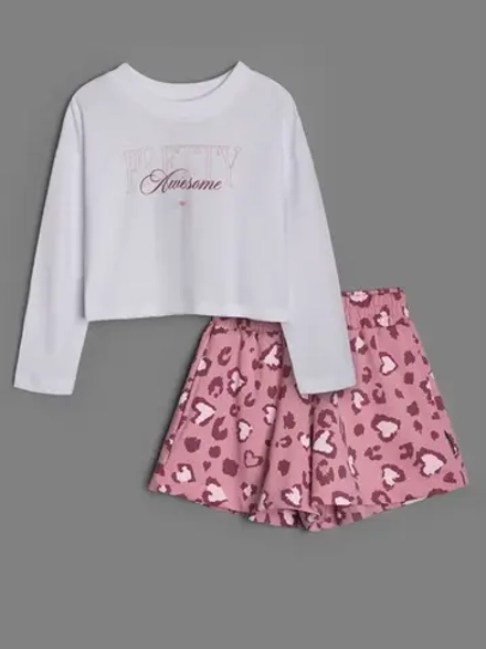 Костюм для девочки с шортами на весну