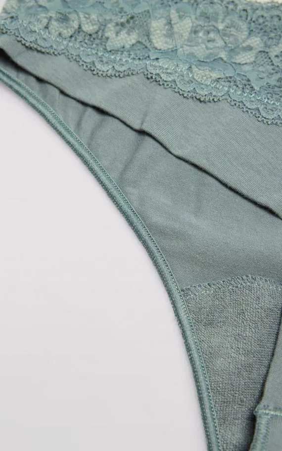 19032 Трусы стринги