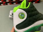 Air Jordan 13 PE “Oregon Ducks” Family Friends