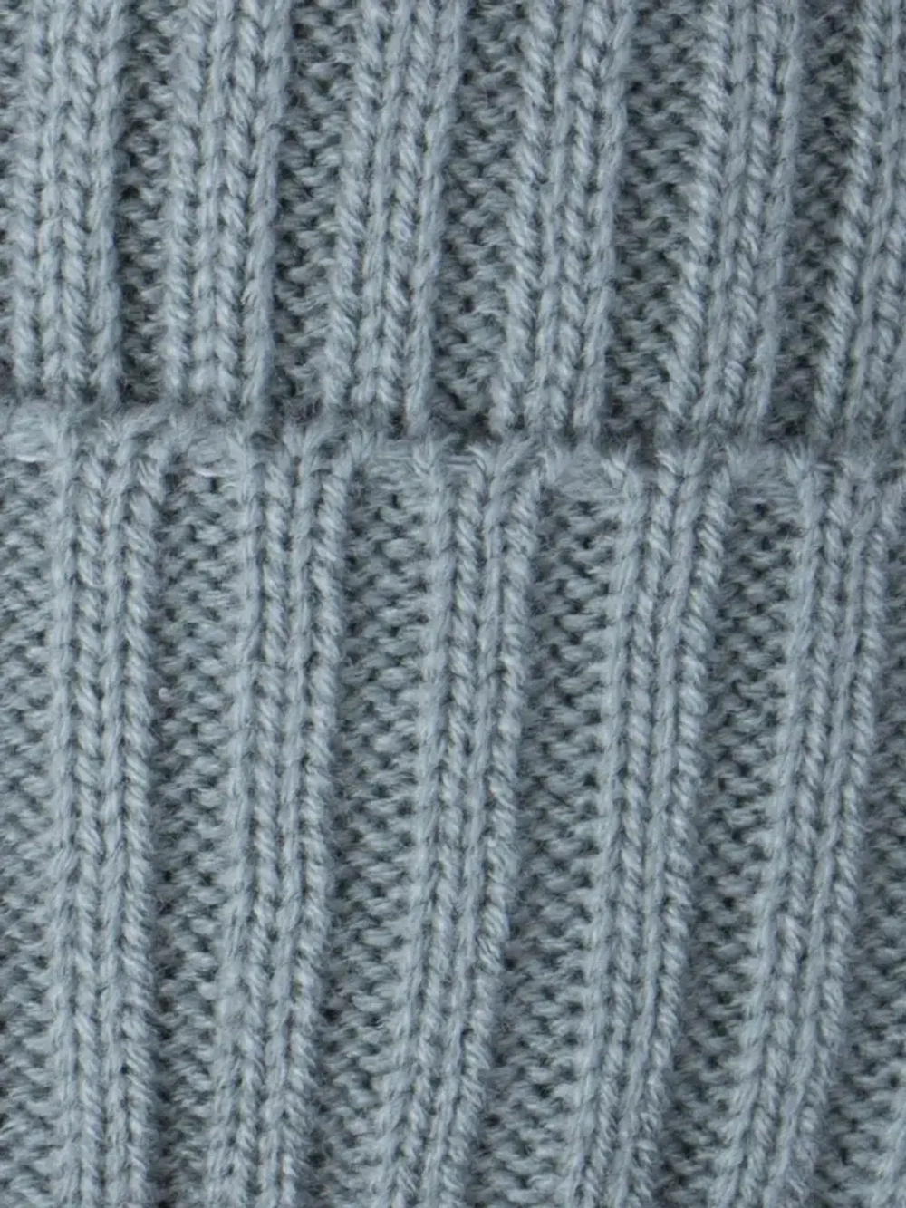 Шапка для мальчика осенняя вязаная и снуд