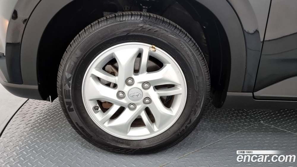 Hyundai Venue 1.6 Modern (06.2020)