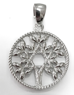Ювелирная подвеска из серебра