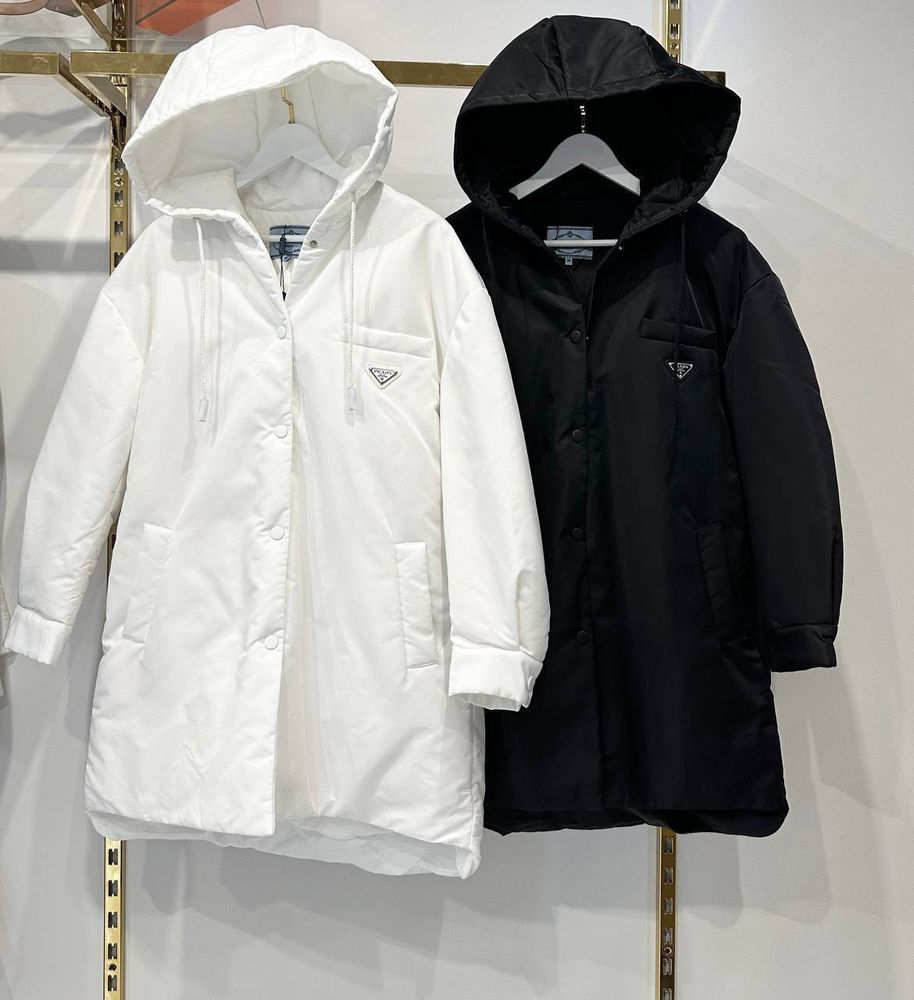 Пуховик Prada