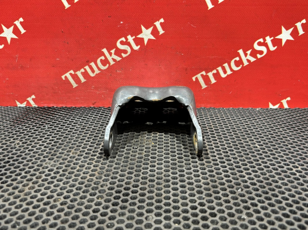 Кронштейн амортизатора заднего 2018г