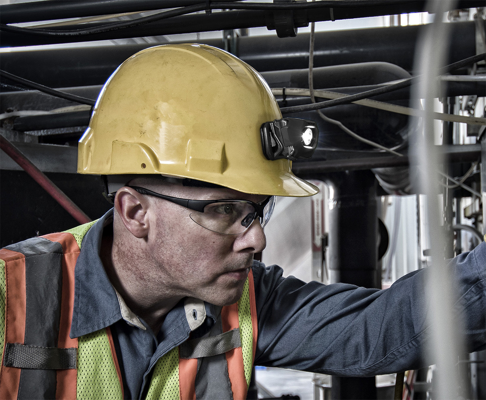 Налобный многофункциональный двухцветный фонарь Pelican™ 2740, черный