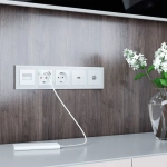 Рамка на 5 постов Favorit (белый,стекло) W0051101