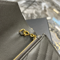 Saint Laurent WOC 19 cm