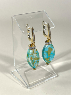 Серьги салатовые с фианитами